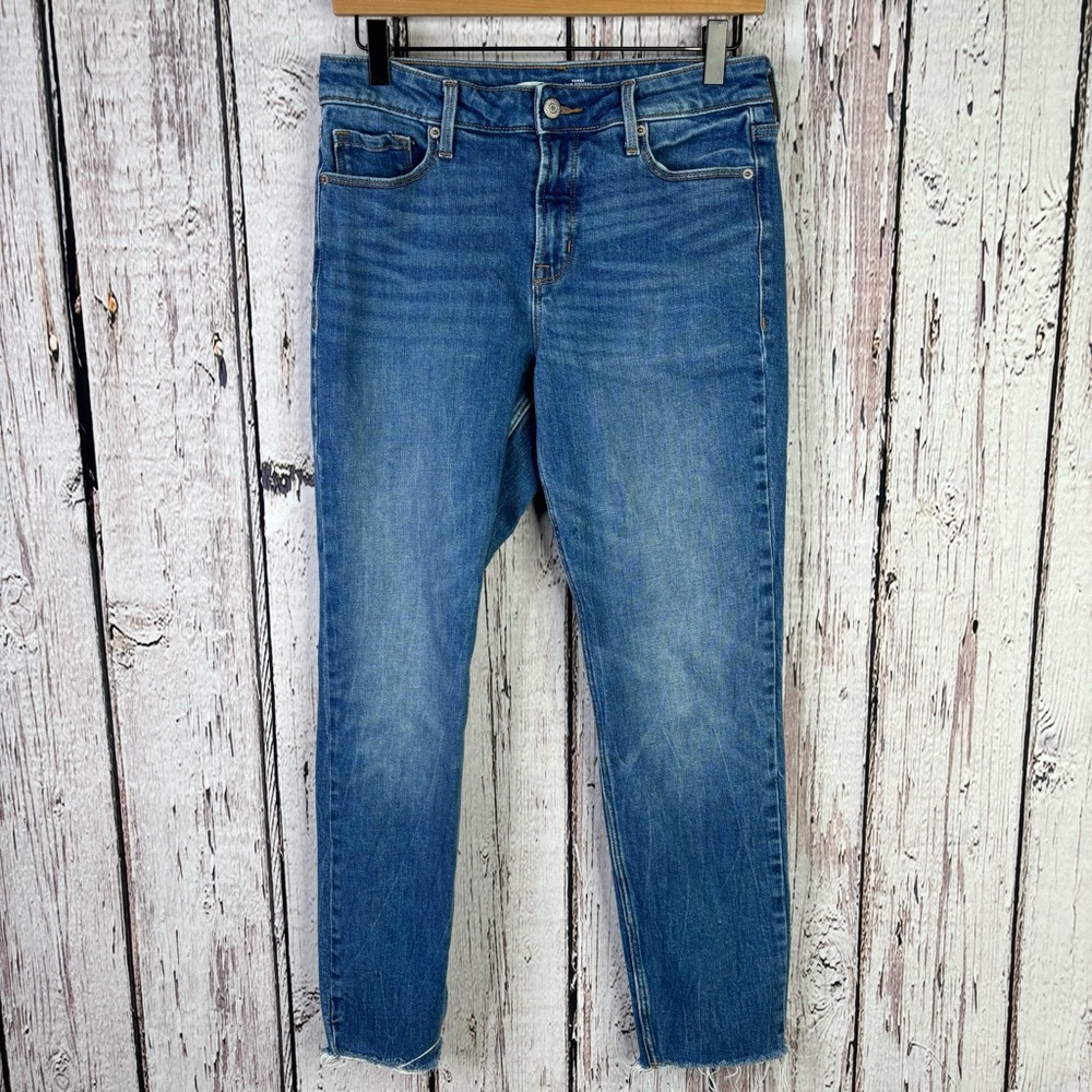 Old Navy Power Slim Straight High Rise Jeans Women’s‎ Size 6 Frayed Hems Denim